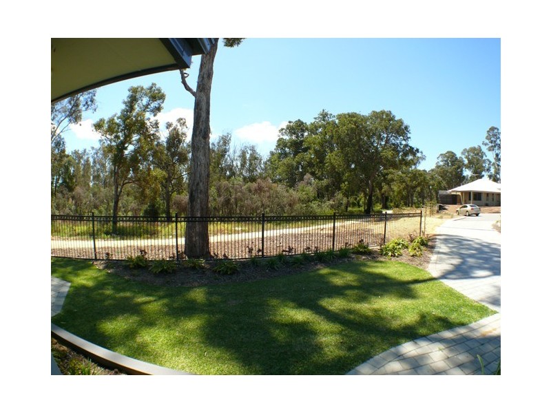 9 Shanklin Court, Wellard WA 6170