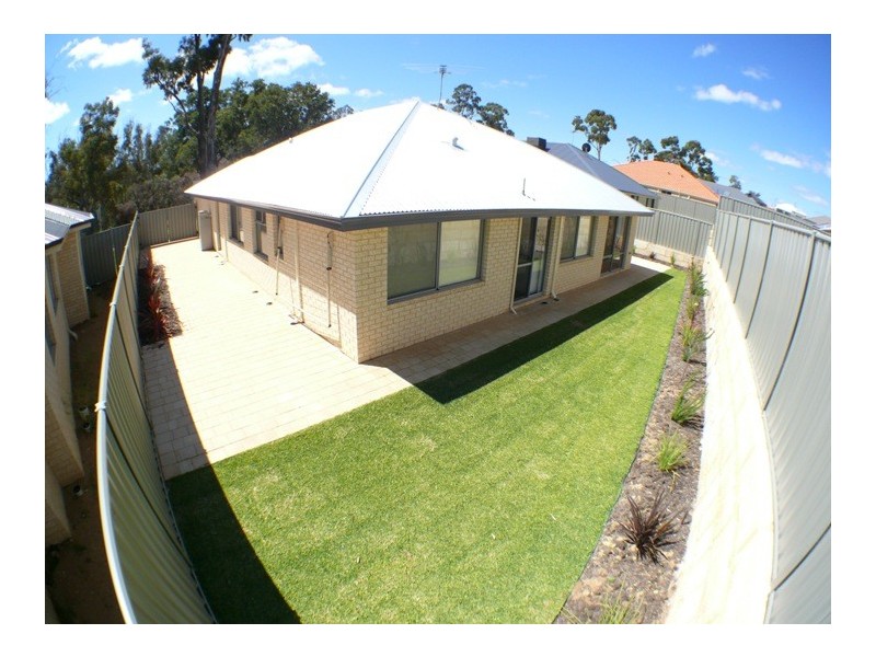 9 Shanklin Court, Wellard WA 6170