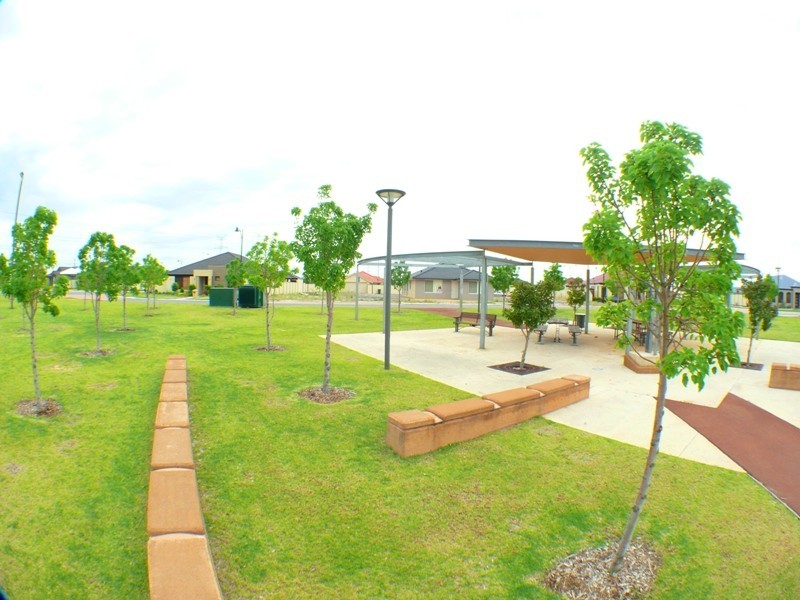 3 Lagrange Street, Success WA 6164
