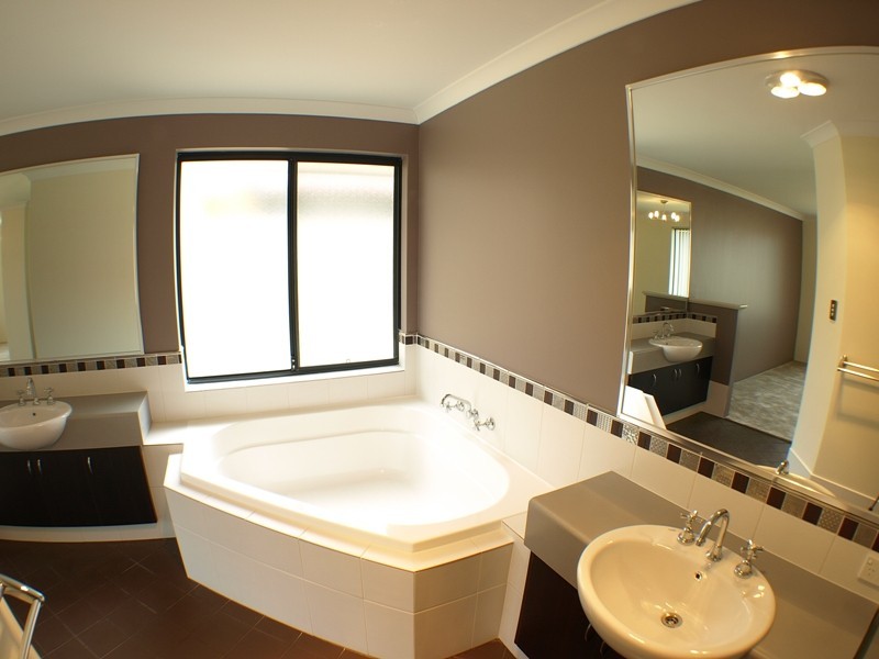 23 Georgia Way, Success WA 6164