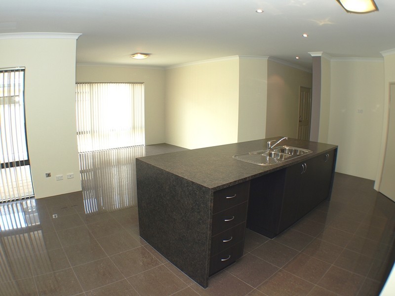 23 Georgia Way, Success WA 6164