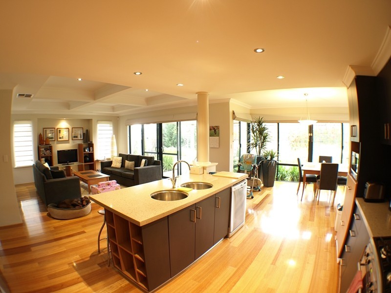 31 Harmony Avenue, Atwell WA 6164