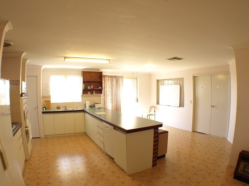 9 Northecut Rise, Parmelia WA 6167