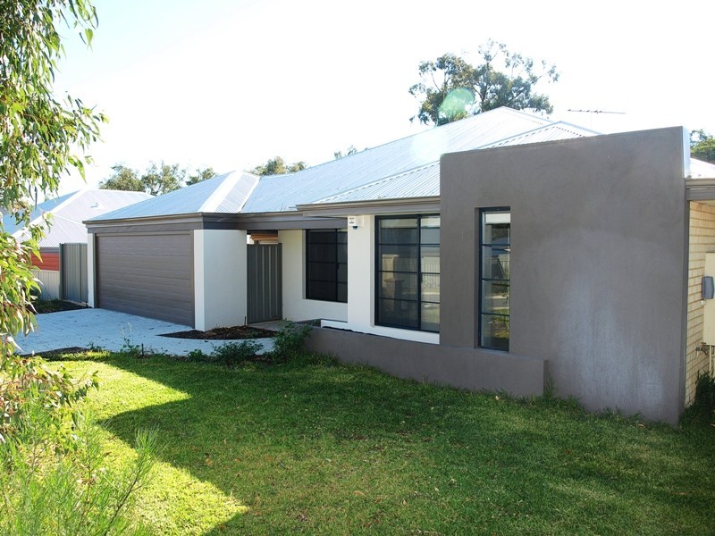 12 Ringwood Loop, Wellard WA 6170