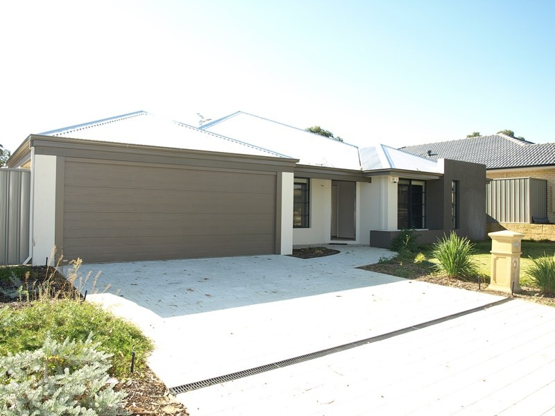 12 Ringwood Loop, Wellard WA 6170