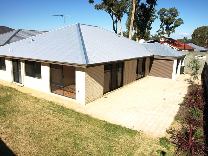 12 Ringwood Loop, Wellard WA 6170