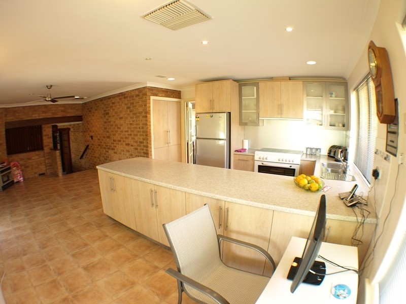 18 Maquire Way, Bull Creek WA 6149