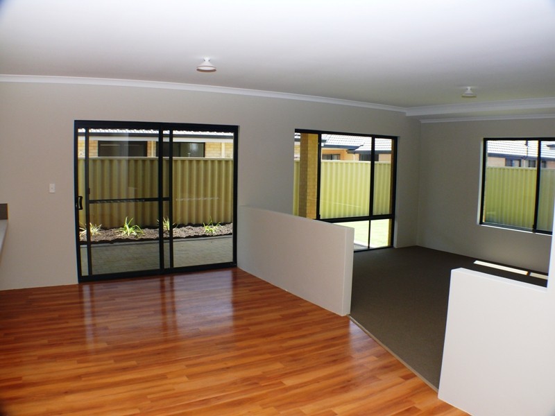4 Neroli Link, Atwell WA 6164