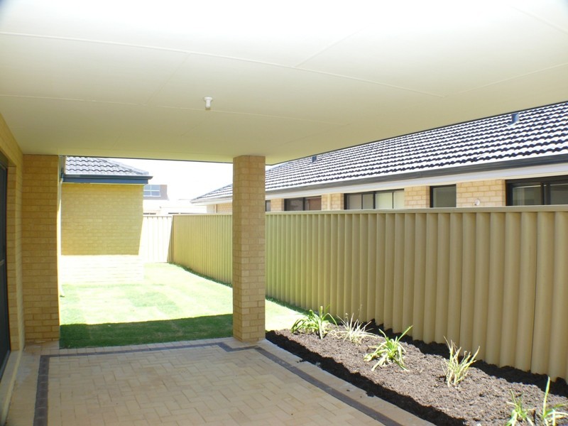 4 Neroli Link, Atwell WA 6164