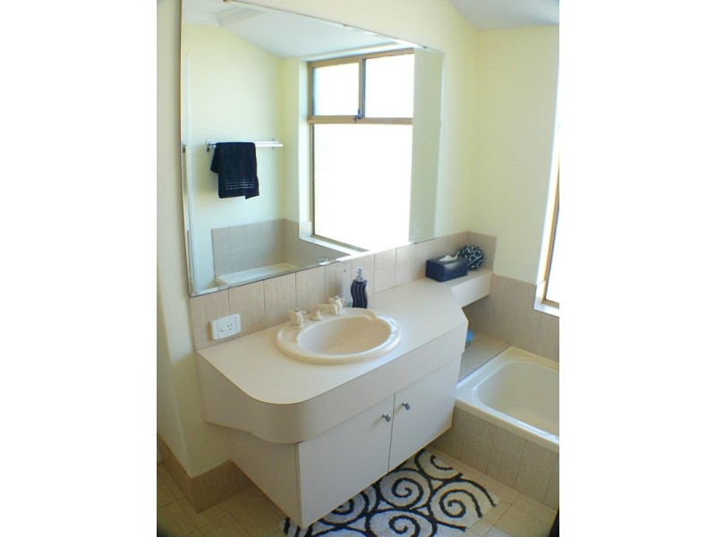 169 Elderberry Drive, South Lake WA 6164