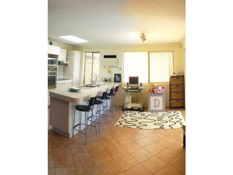 169 Elderberry Drive, South Lake WA 6164