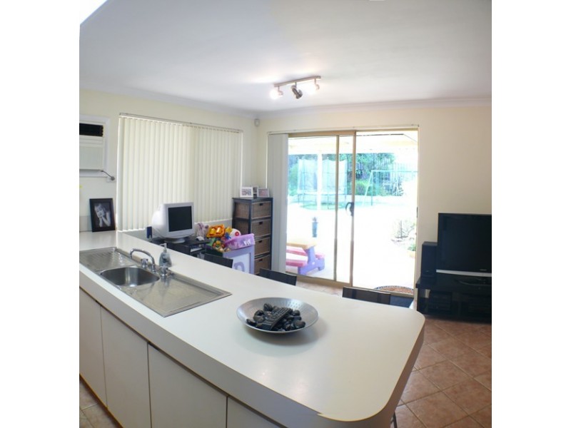 169 Elderberry Drive, South Lake WA 6164