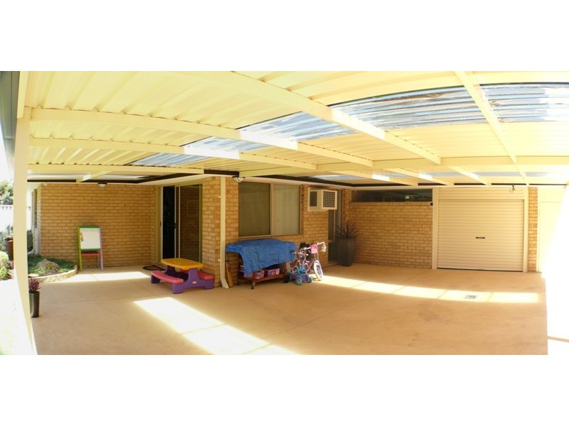 169 Elderberry Drive, South Lake WA 6164