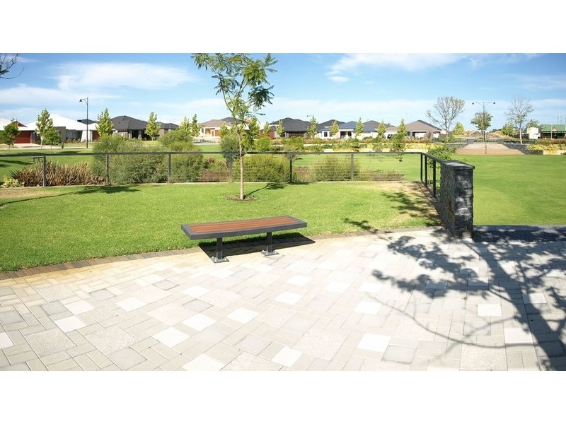 16 Giverny Gardens, Aubin Grove WA 6164