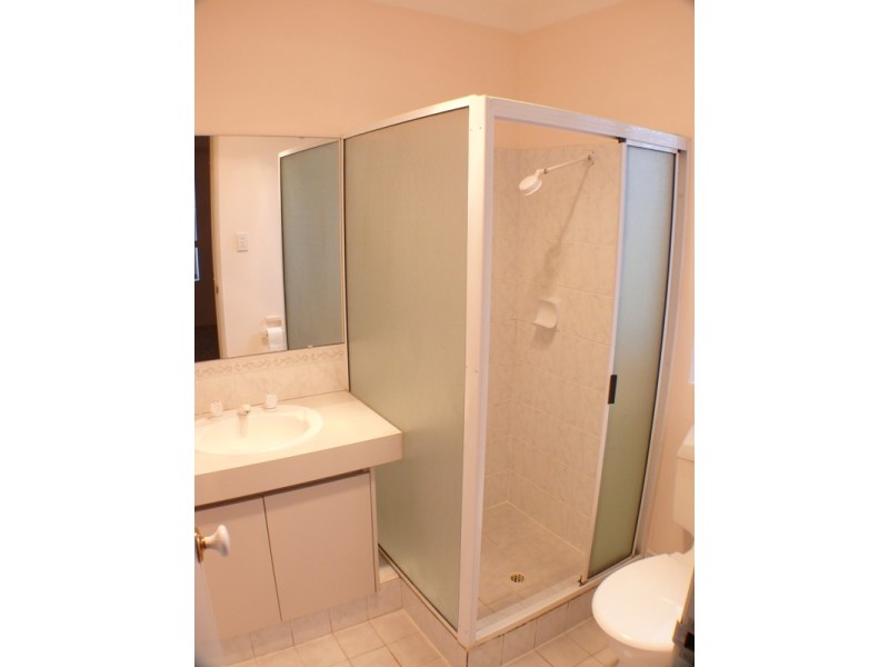 4 Lombe Gdns, Atwell WA 6164