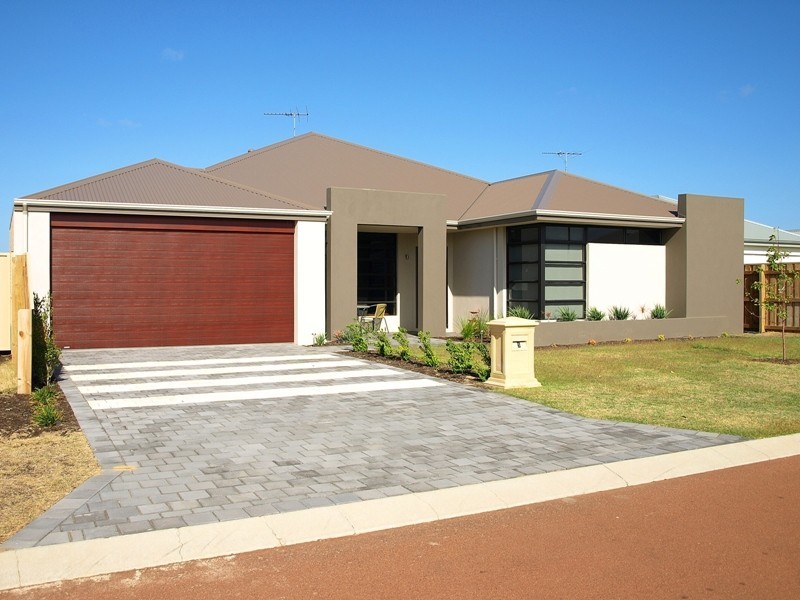 5 Scarab Court, Halls Head WA 6210