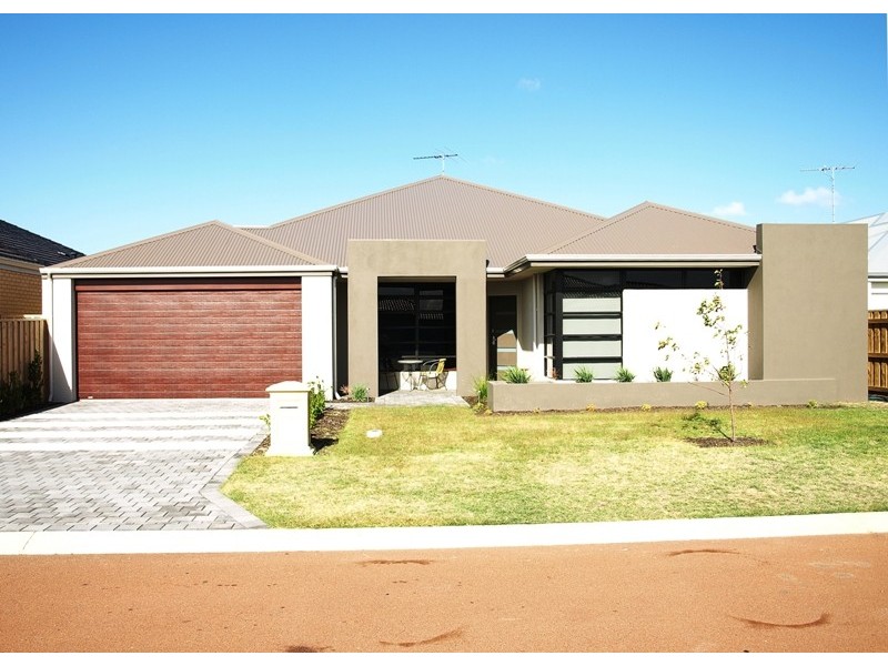 5 Scarab Court, Halls Head WA 6210