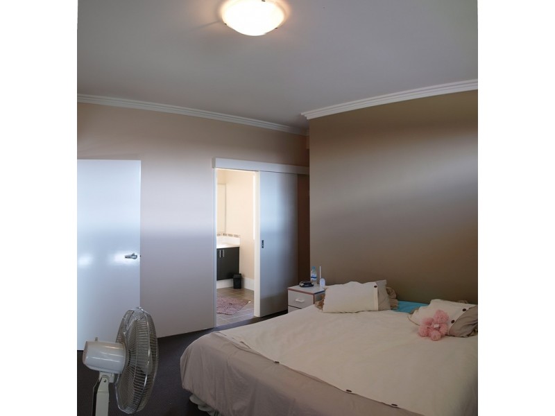 5 Scarab Court, Halls Head WA 6210