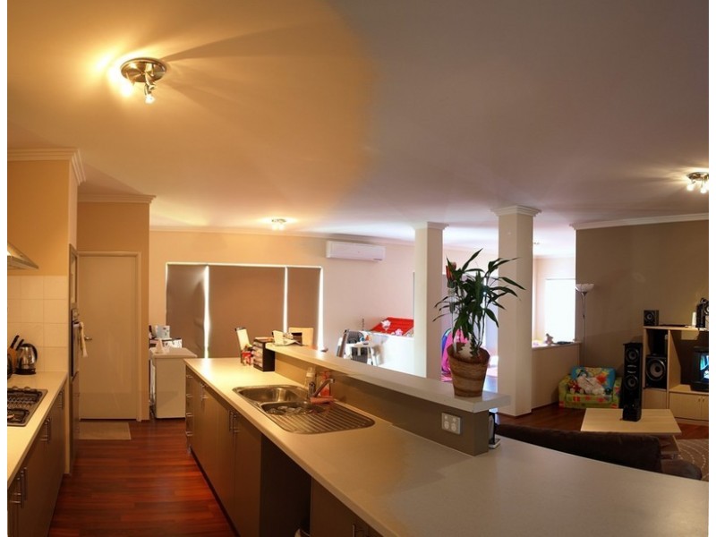 5 Scarab Court, Halls Head WA 6210