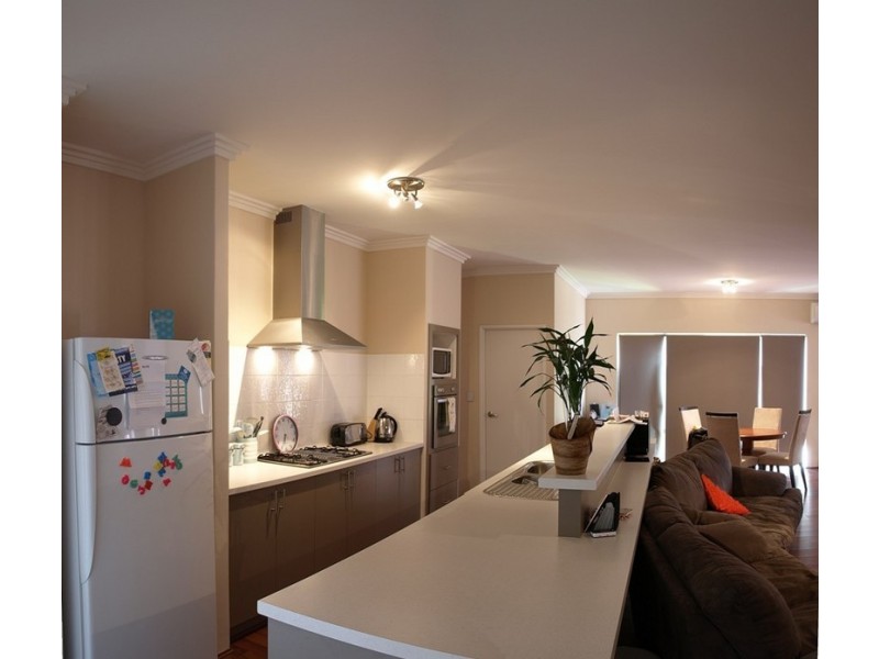 5 Scarab Court, Halls Head WA 6210