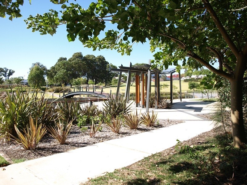 82 Lemon Gum Drive, Baldivis WA 6171