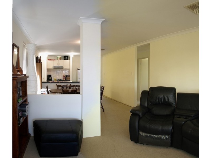 17 Carwell Avenue, Ellenbrook WA 6069