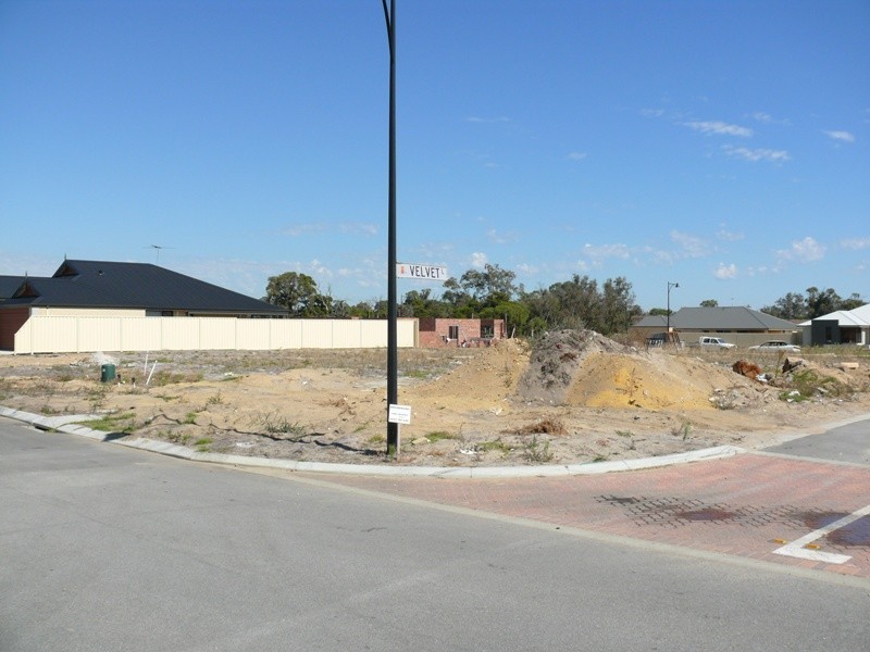 21 Bremer Way, Success WA 6164