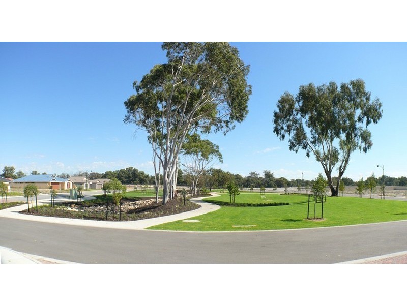 21 Bremer Way, Success WA 6164