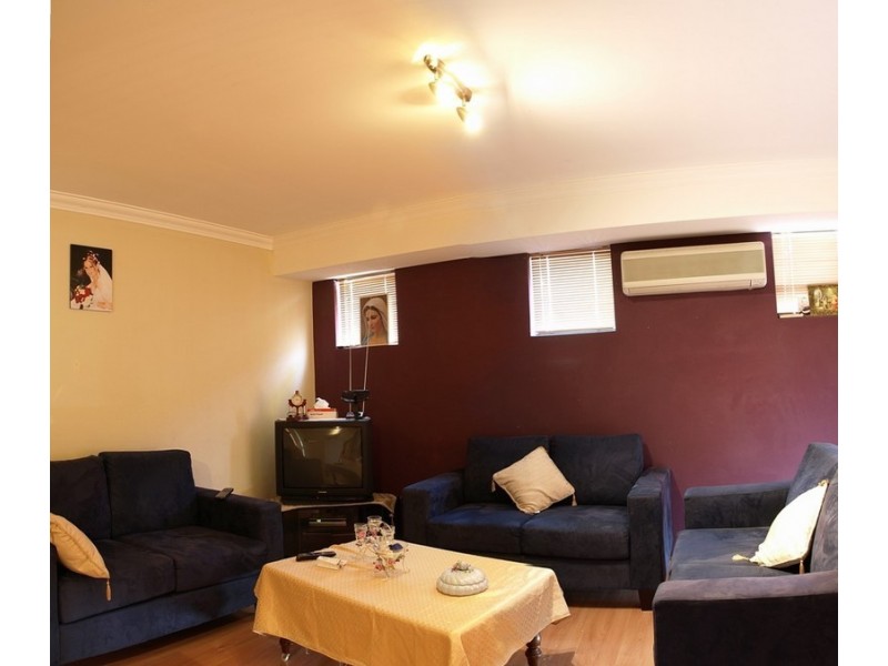 130 Manning Road, Wilson WA 6107