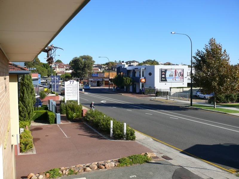 15/79  South Terrace, Como WA 6152