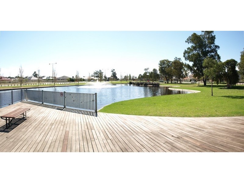 13 Blackford Turn, Success WA 6164