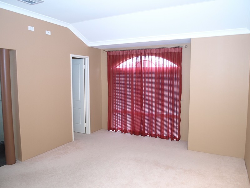 16 Spinnaker Heights, Yangebup WA 6164