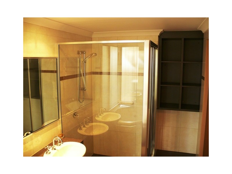 16 Spinnaker Heights, Yangebup WA 6164