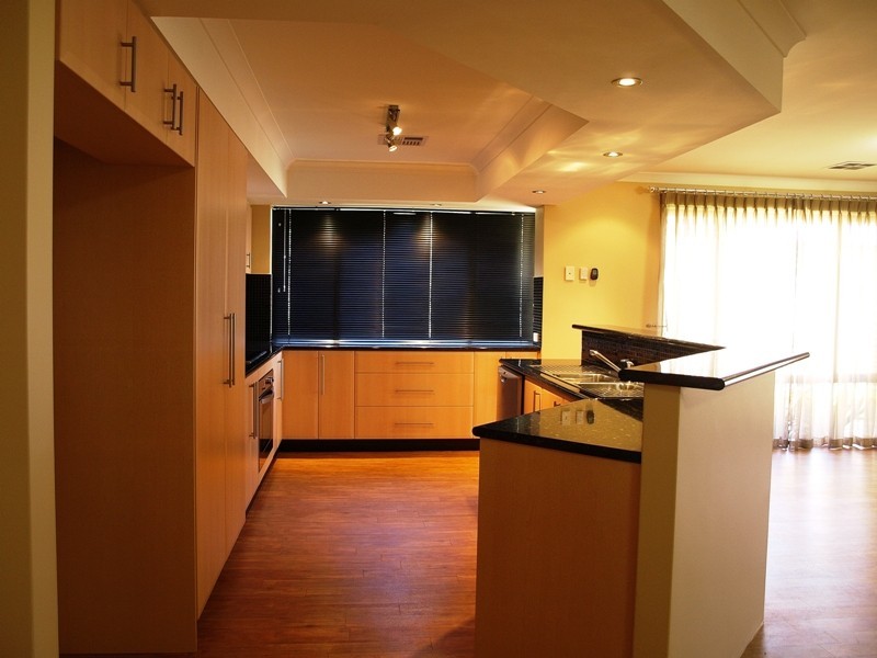 16 Spinnaker Heights, Yangebup WA 6164