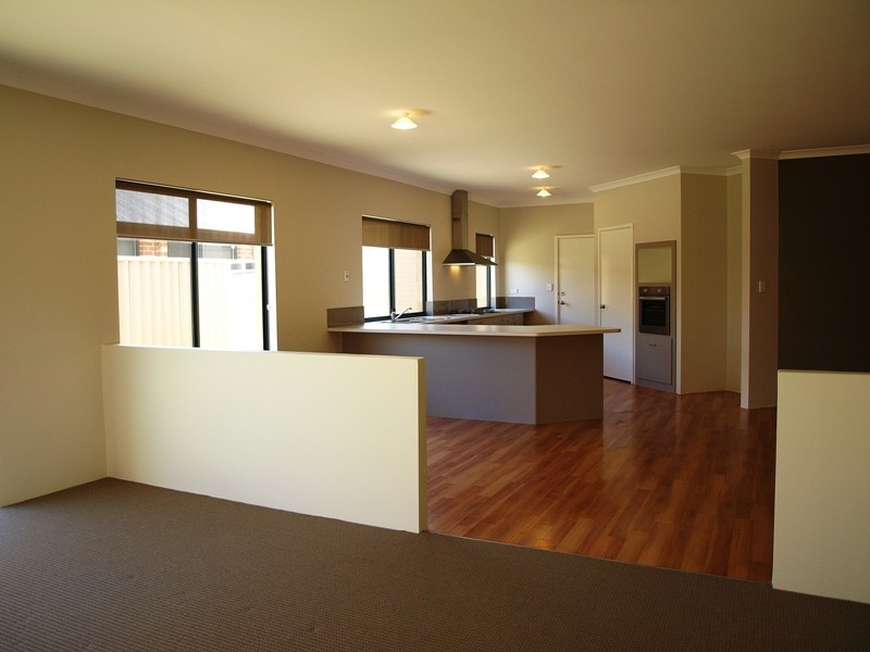 61 Concord Terrace, Atwell WA 6164