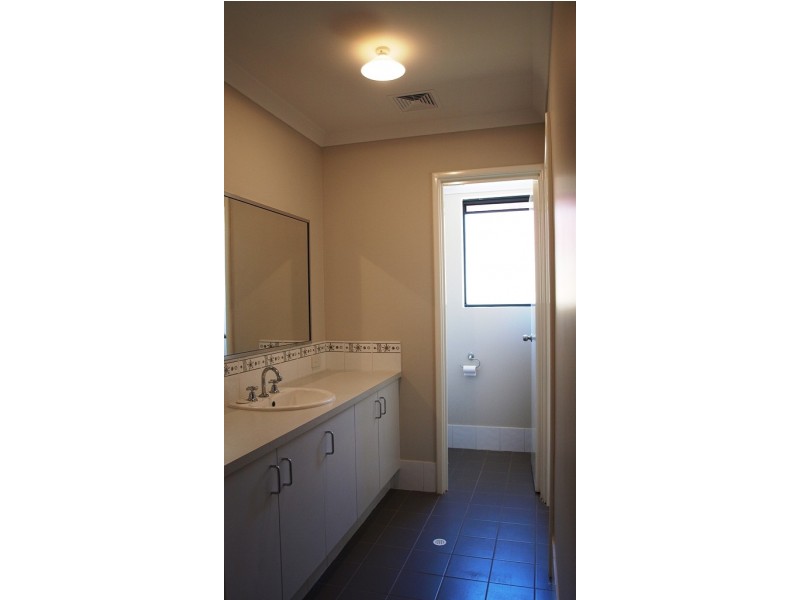 61 Concord Terrace, Atwell WA 6164