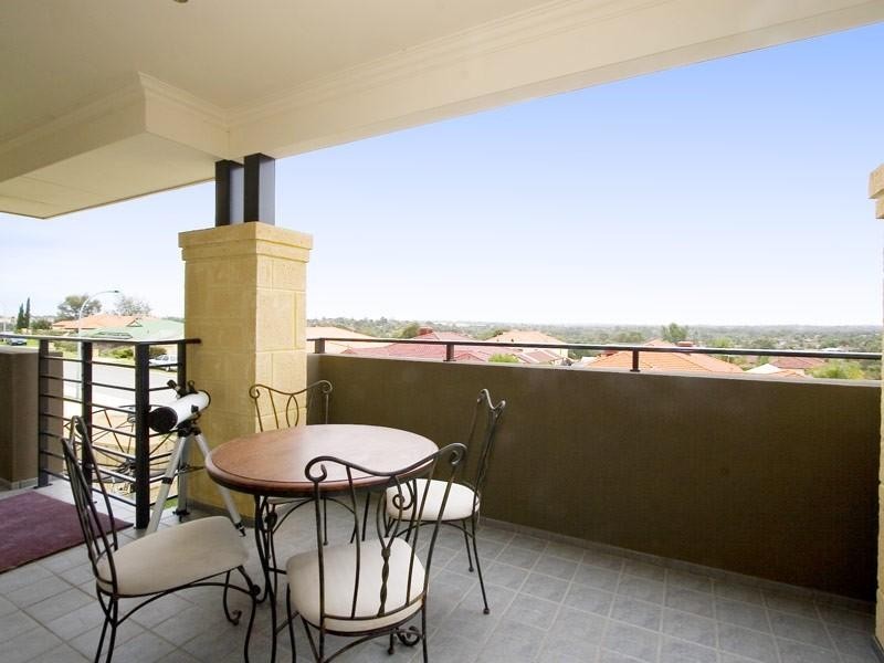 11 Catspaw Avenue, Beeliar WA 6164