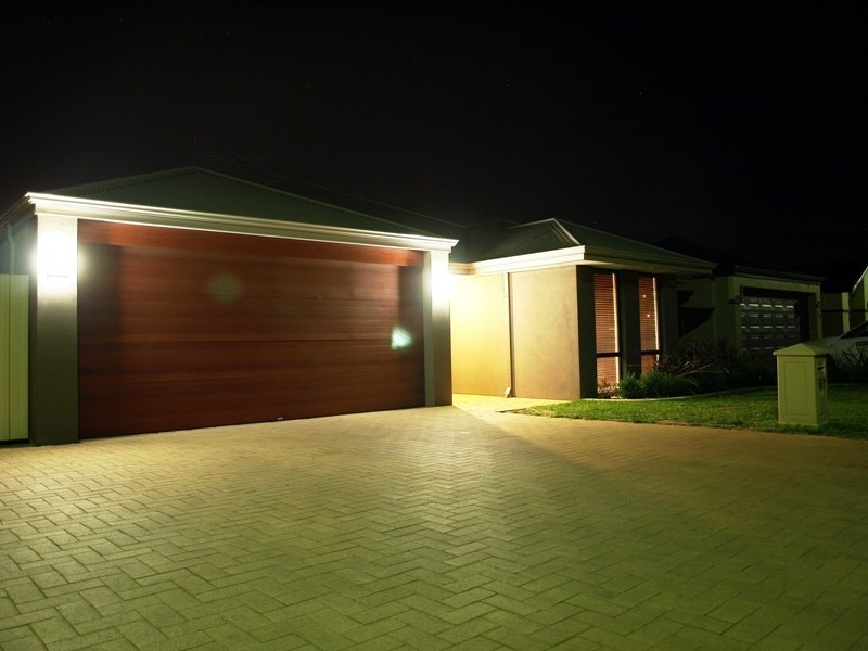 37 St Joseph Fairway, Success WA 6164