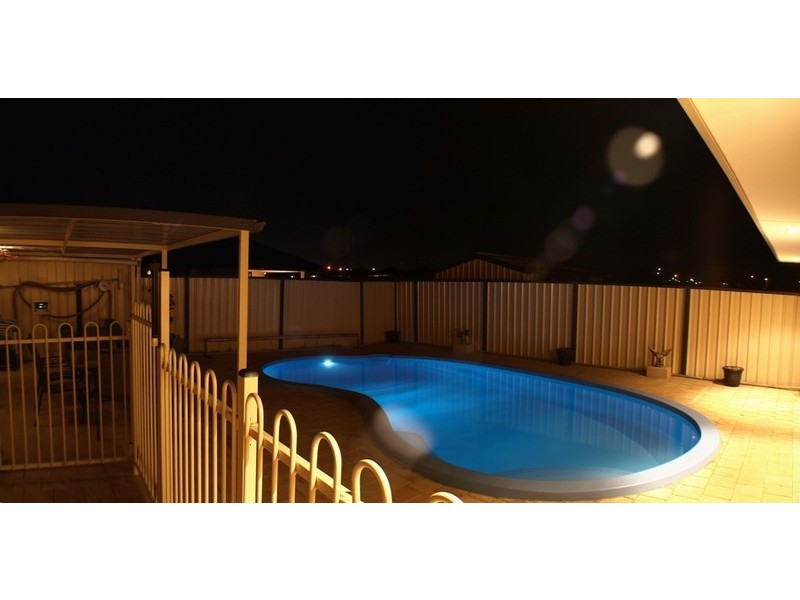 37 St Joseph Fairway, Success WA 6164
