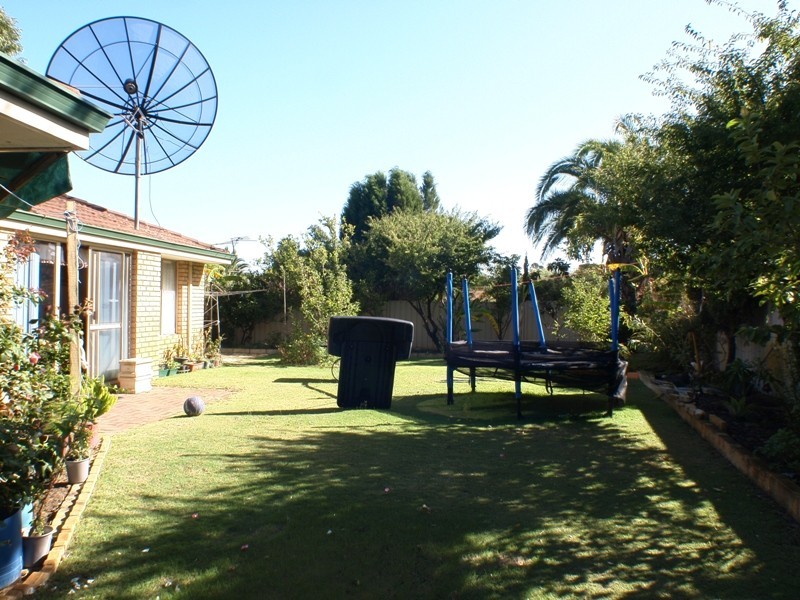 21 Nagambie Close, South Lake WA 6164