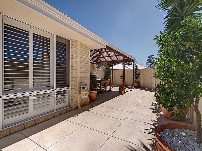 6 Frankenia Turn, Success WA 6164