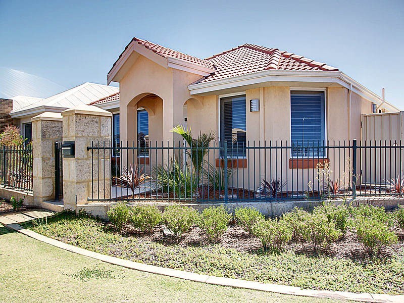 6 Frankenia Turn, Success WA 6164