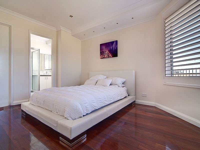 6 Frankenia Turn, Success WA 6164