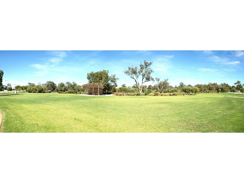 6 Frankenia Turn, Success WA 6164