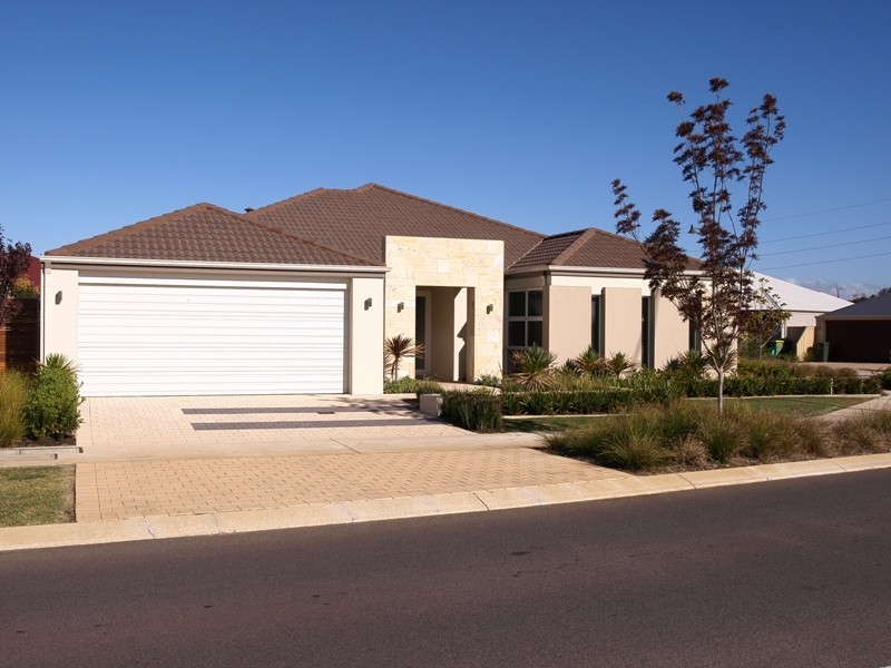 7 Splendid Gardens, Harrisdale WA 6112