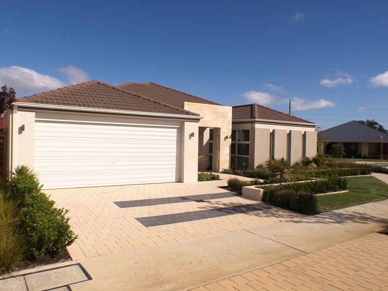 7 Splendid Gardens, Harrisdale WA 6112