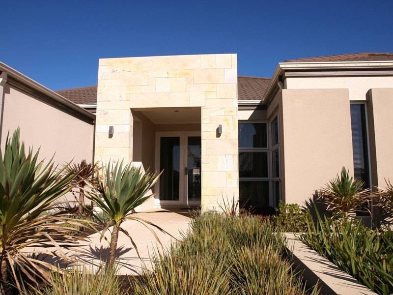 7 Splendid Gardens, Harrisdale WA 6112