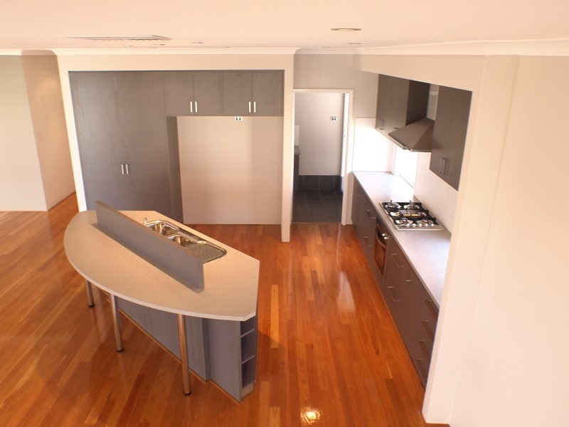 7 Splendid Gardens, Harrisdale WA 6112