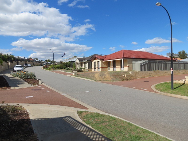 4 Wallingford Crescent, Wellard WA 6170
