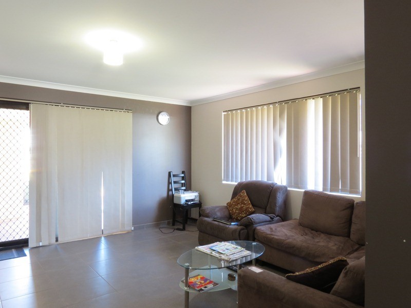 4 Wallingford Crescent, Wellard WA 6170